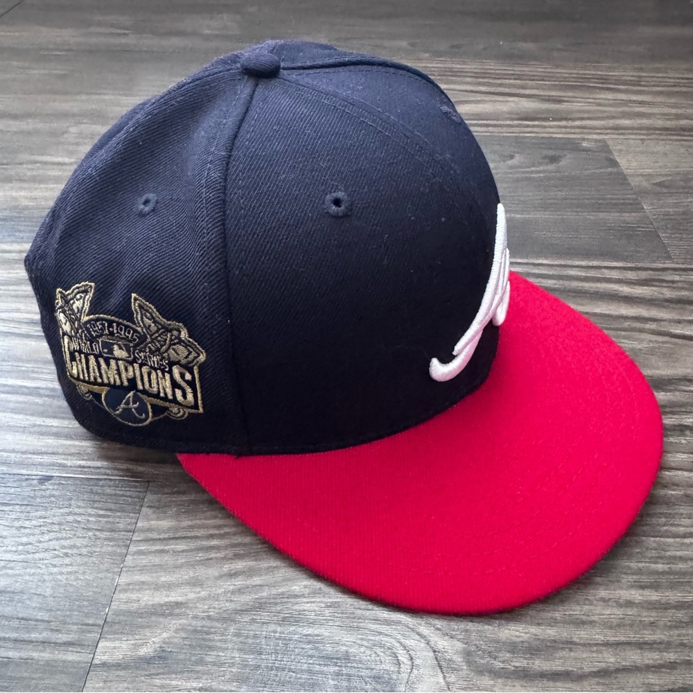 New Era Atlanta Braves Grey Brim Patch Fitted Cap